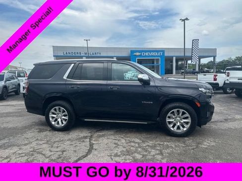 Used 2024 Chevrolet Tahoe Premier AWD/4WD image 2