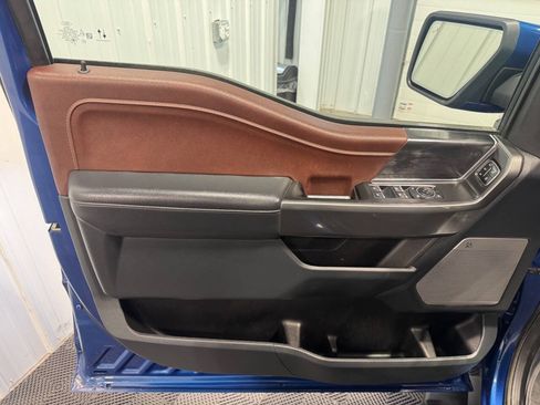 Used 2023 Ford F150 Lariat AWD/4WD image 7