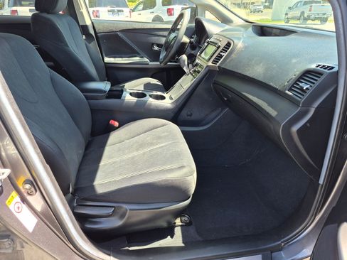 Used 2013 Toyota Venza LE AWD/4WD image 31