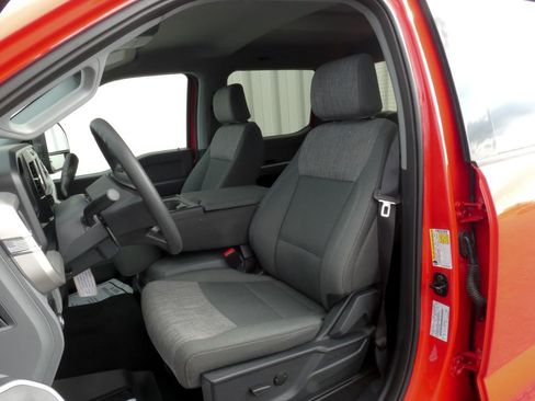 Used 2026 Ford F250 XLT w/ Snow Plow/Camper Package image 8