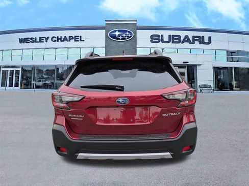 Used 2025 Subaru Outback Premium image 5