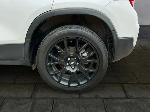 Used 2022 Chevrolet Trax LT w/ Driver Confidence Package image 17