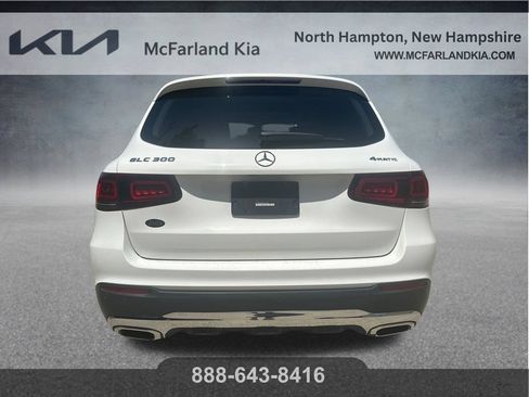 Used 2021 Mercedes-Benz GLC 300 4MATIC image 4