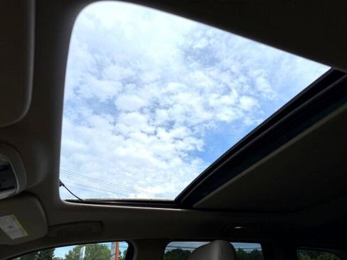 Used 2011 Jeep Grand Cherokee Limited w/ Trailer Tow Group image 29