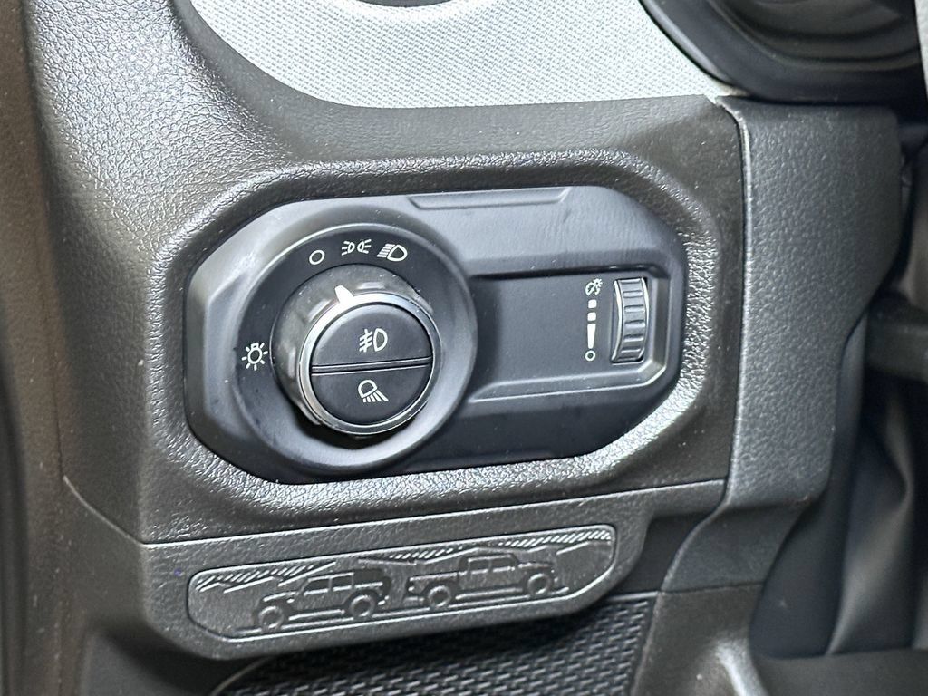 New 2026 Jeep Gladiator Sport AWD/4WD image 17