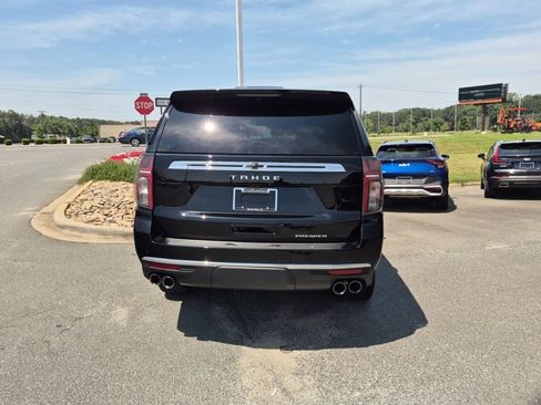 Used 2024 Chevrolet Tahoe Premier w/ Premium Package 2 AWD/4WD image 5