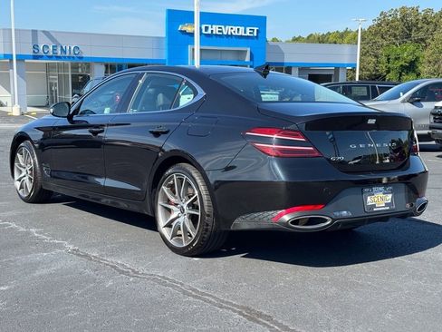 Used 2025 Genesis G70 2.5T image 5