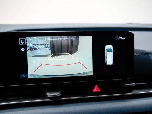Used 2025 Kia Carnival EX FWD image 6