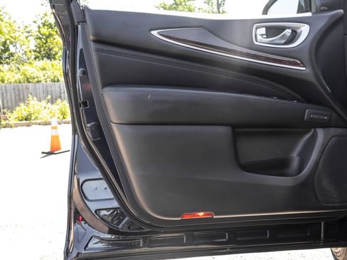 Used 2015 INFINITI QX60 Luxe w/ Deluxe Touring Package AWD/4WD image 31