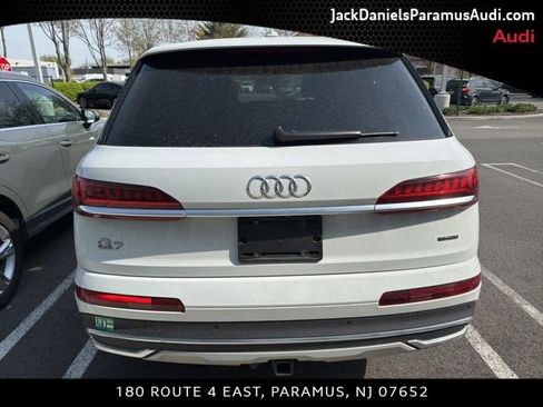 Used 2023 Audi Q7 2.0T Premium w/ Convenience Package image 6