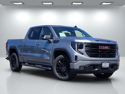 Used 2026 GMC Sierra 1500 Elevation w/ Elevation Premium Package
