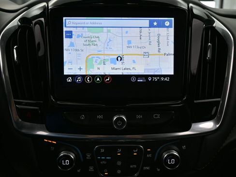 Used 2021 Chevrolet Traverse Premier w/ Redline Edition image 14