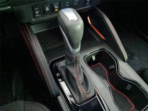 Used 2025 Nissan Frontier PRO-4X w/ Pro Convenience Package image 18