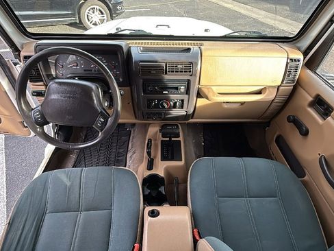 Used 2001 Jeep Wrangler Sahara image 16