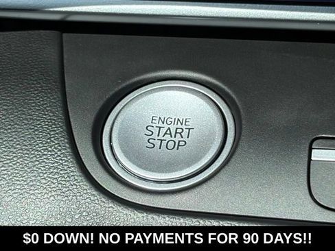 Used 2024 Hyundai Elantra SEL FWD image 25