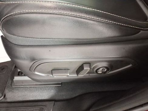 Used 2024 Jeep Grand Cherokee L Limited image 14