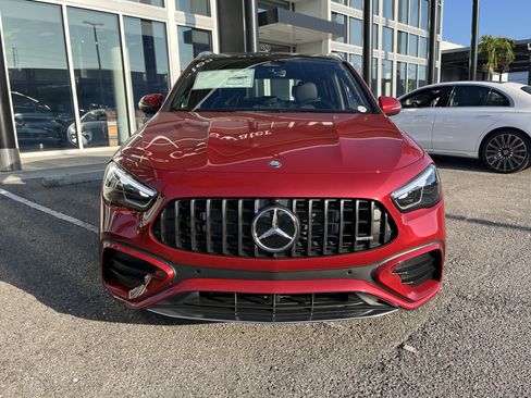 New 2026 Mercedes-Benz GLA 35 AMG 4MATIC image 10