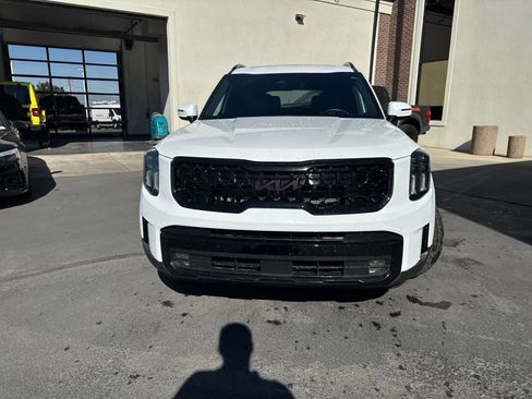 Used 2025 Kia Telluride SX Prestige X-Line AWD/4WD image 3