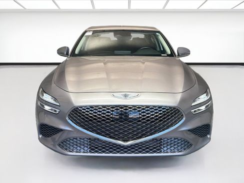 Used 2022 Genesis G70 2.0T RWD image 2