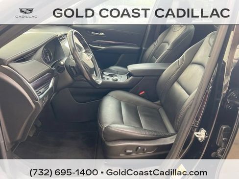 Certified 2023 Cadillac XT4 Luxury w/ Cold Weather Package AWD/4WD image 16
