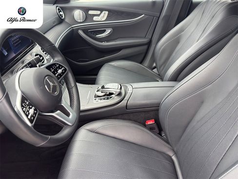 Used 2019 Mercedes-Benz E 300 4MATIC image 10