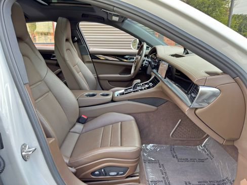 Used 2023 Porsche Panamera 4S AWD/4WD image 16