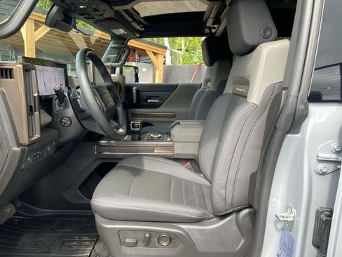 Used 2025 GMC Hummer EV 3X w/ Extreme Off-Road Package AWD/4WD image 13
