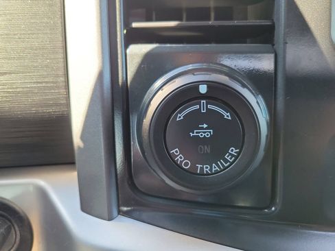 Used 2022 Ford F150 XLT w/ Trailer Tow Package AWD/4WD image 40
