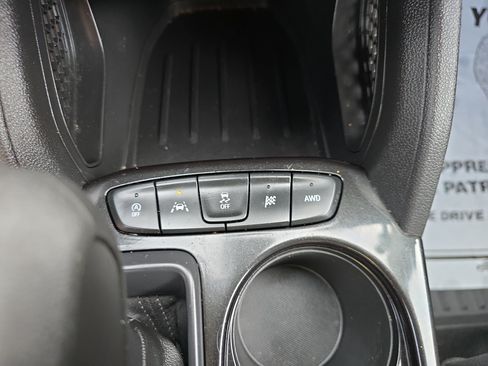 Used 2024 Chevrolet TrailBlazer LT w/ Driver Confidence Package AWD/4WD image 26