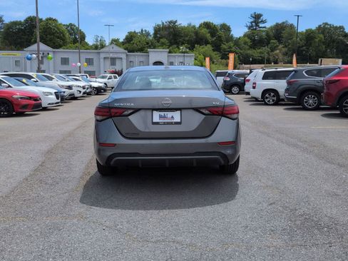 Used 2024 Nissan Sentra SV FWD image 7