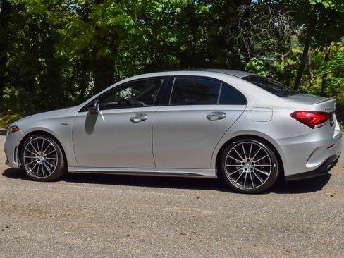 Used 2021 Mercedes-Benz A 35 AMG 4MATIC image 6