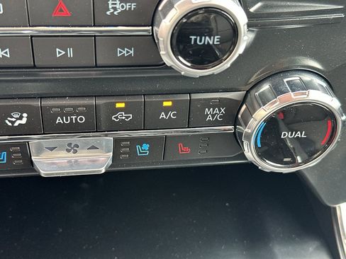 New 2025 Ford F150 Lariat w/ Equipment Group 502A High image 26