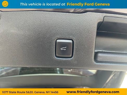 Used 2023 Ford Escape Platinum w/ Premium Technology Package AWD/4WD image 11