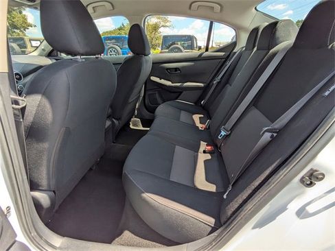 Used 2024 Nissan Sentra SV image 14