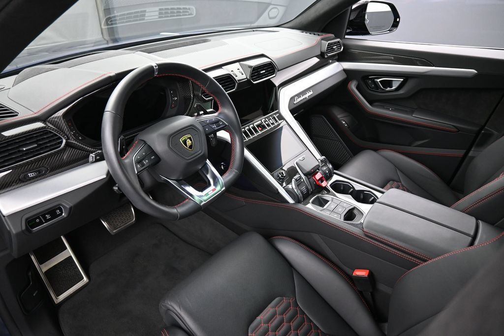 Used 2023 Lamborghini Urus S AWD/4WD image 4