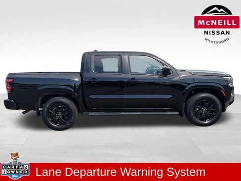 Used 2023 Nissan Frontier SV w/ Midnight Edition Package AWD/4WD image 8