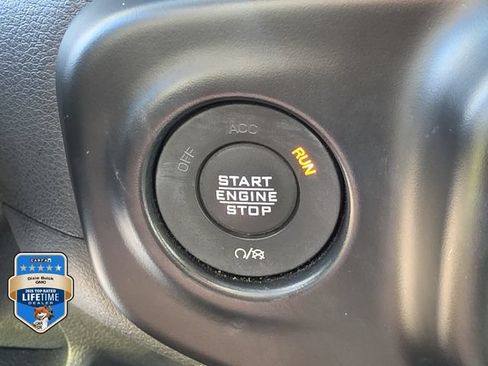 Used 2021 Jeep Wrangler Unlimited Sahara w/ Cold Weather Group AWD/4WD image 28