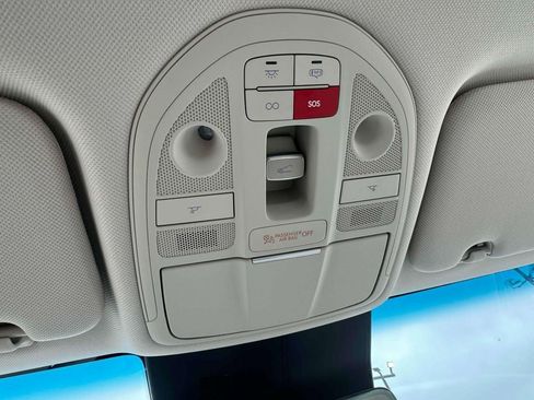 New 2026 Genesis G70 2.5T Prestige image 23