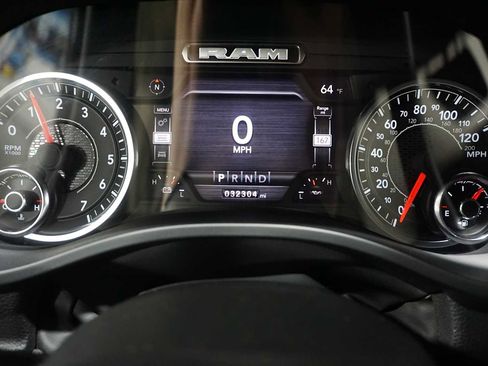 Used 2024 RAM 1500 Laramie image 26