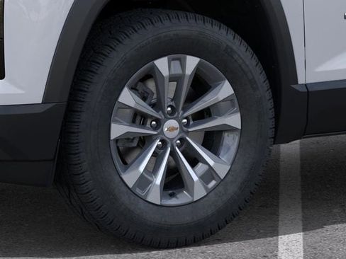 New 2026 Chevrolet Equinox LT FWD image 9