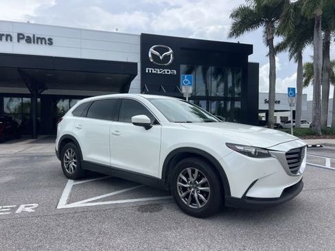 Used 2018 MAZDA CX-9 Touring w/ Touring Premium Package FWD image 3