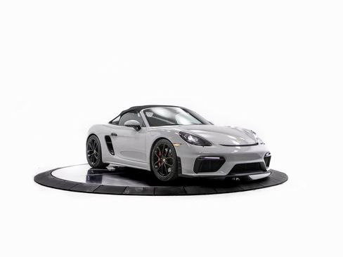 Certified 2022 Porsche 718 Boxster Spyder image 9