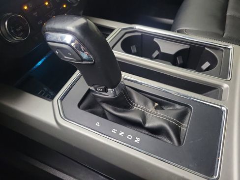 Used 2020 Ford F150 Lariat w/ Equipment Group 502A Luxury image 29