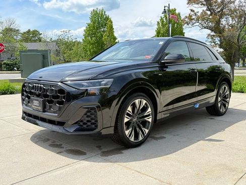 New 2026 Audi Q8 Premium Plus AWD/4WD image 2