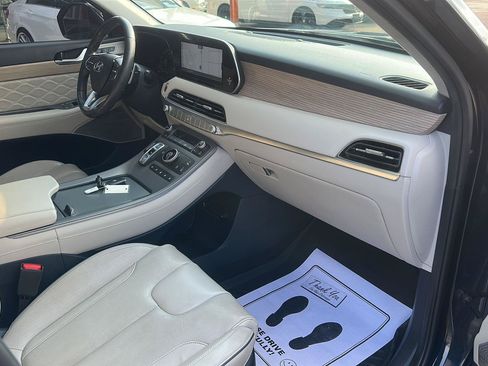 Used 2022 Hyundai Palisade Calligraphy w/ Cargo Package FWD image 12
