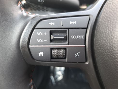 Used 2025 Honda CR-V Sport image 16