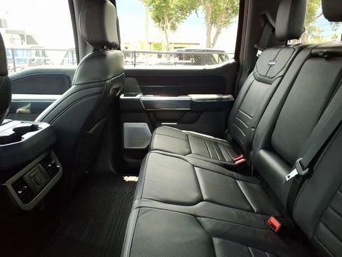 Used 2025 Ford F250 Platinum AWD/4WD image 9