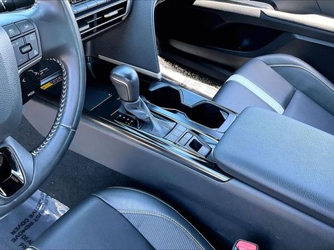 Used 2025 Toyota Camry SE FWD image 16