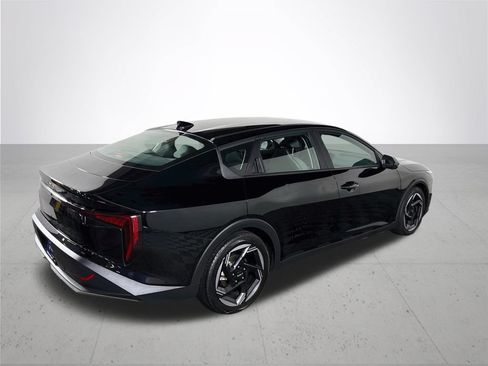 Used 2025 Kia K4 EX FWD image 6