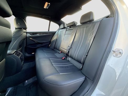 Used 2019 BMW 540i xDrive w/ Convenience Package image 21